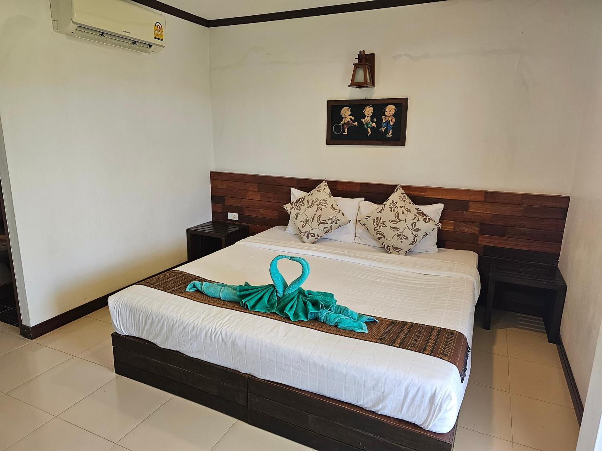 Cha-Cha Hotel Koh Lanta Exterior photo